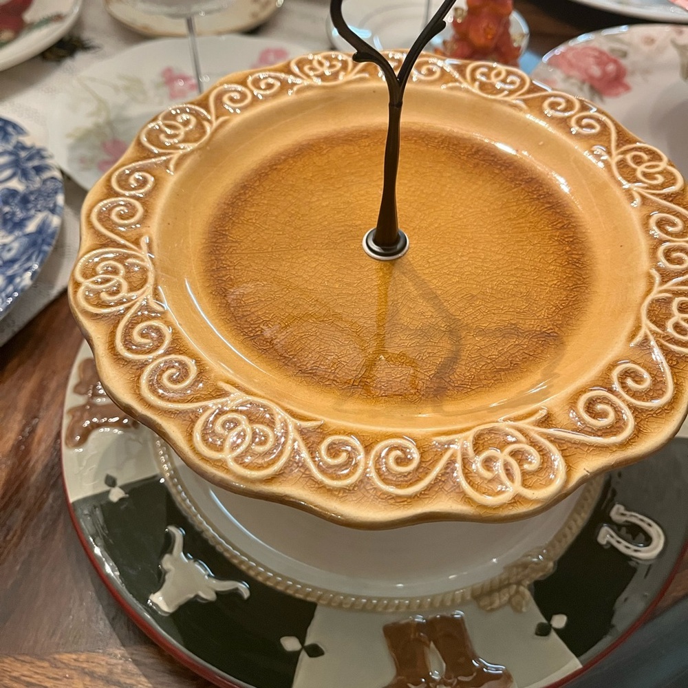 Elegant Western themed Two-Tiered Server